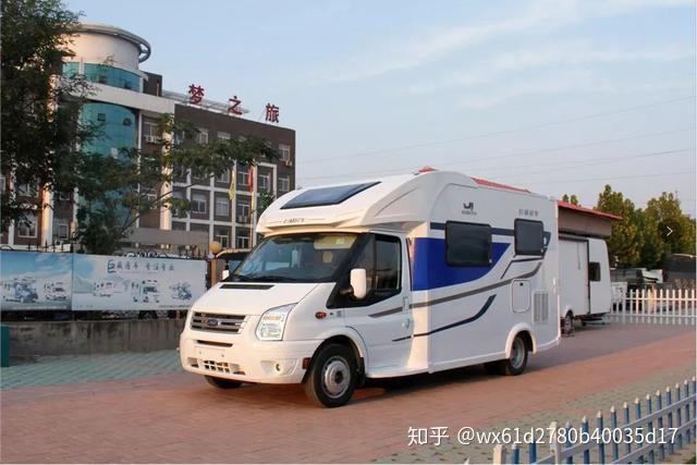 最新款t房車(chē),豪華T型房車(chē)